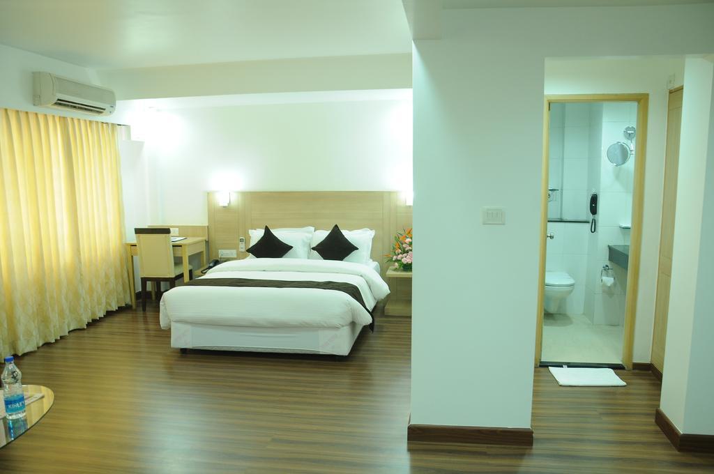 Hotel Ambient Turret Bangalore Cameră foto